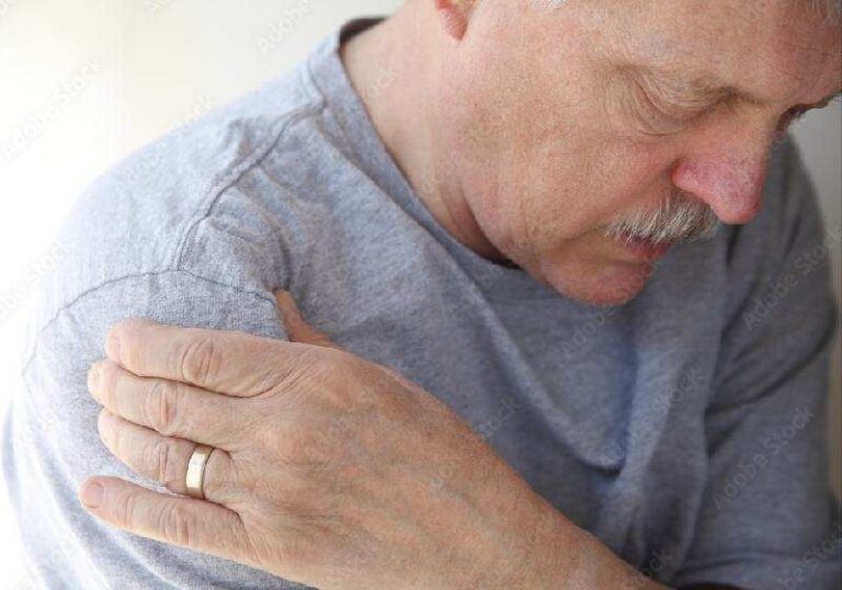 Ból obrąbka stawowego – przyczyny i leczenie.