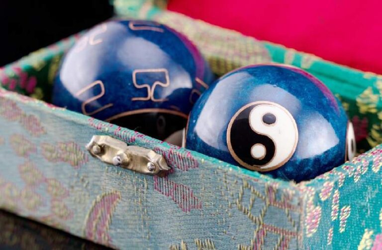 Masaż akupresurowy – leczenie i profilaktyka chorób w medycynie chińskiej.